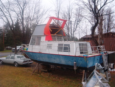 2008 - Should we do something crazy,<br />'Burt Reynolds' had a 2 story house boat?