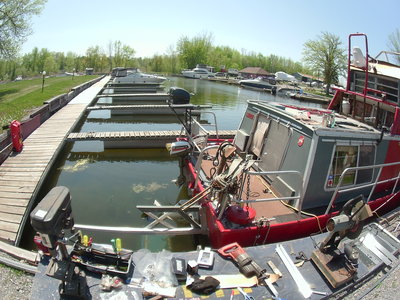 thanks to Joe at Manotick Marina ,<br />for letting us mount the platform in the water <br />to get it level